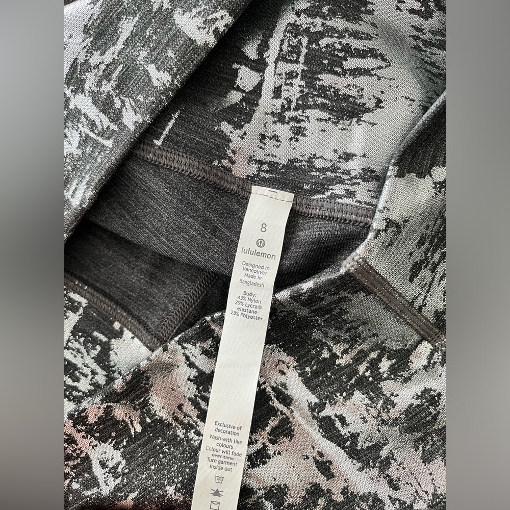 Lululemon leggings size 8